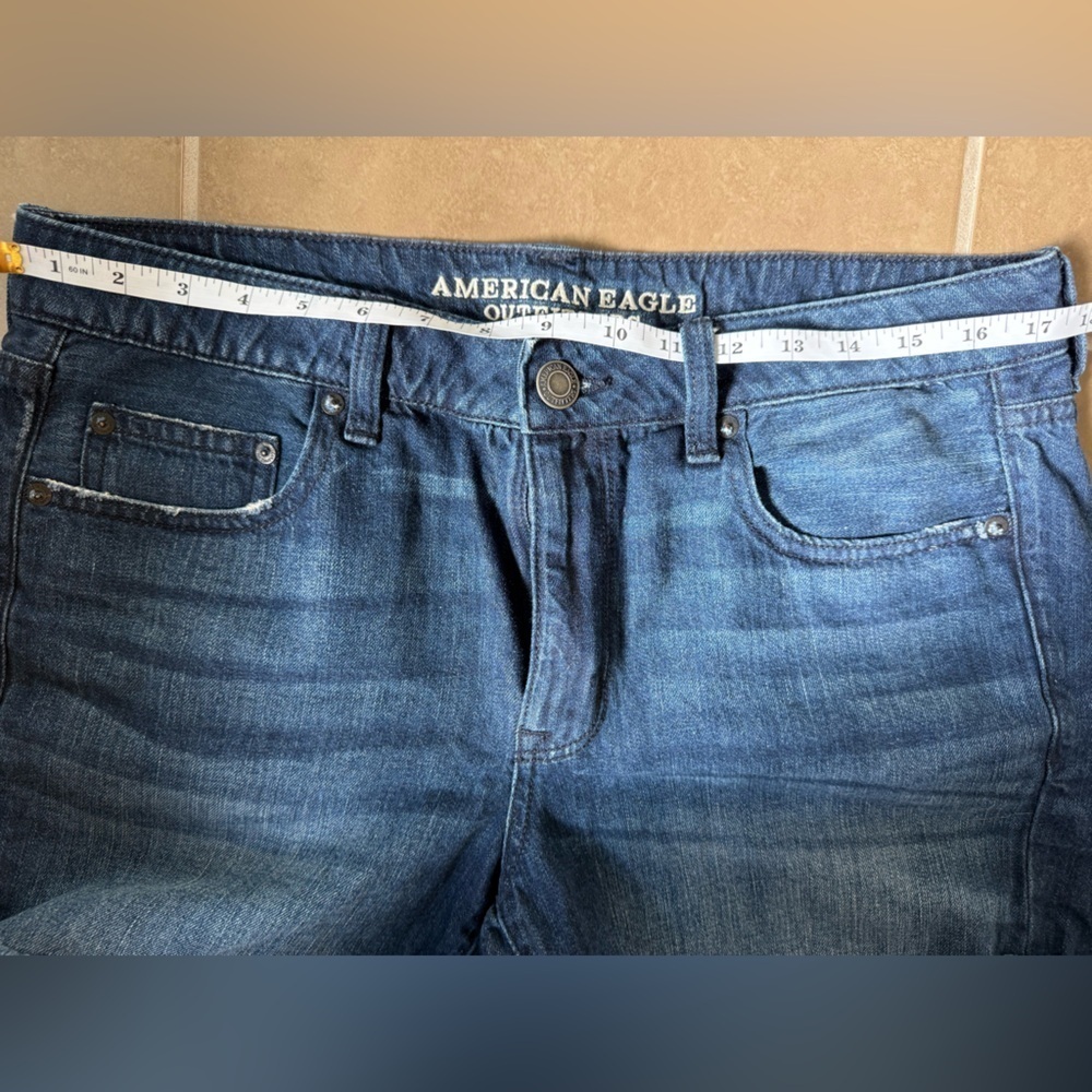 American Eagle Boy Mini Shorts - Picture 2 of 5